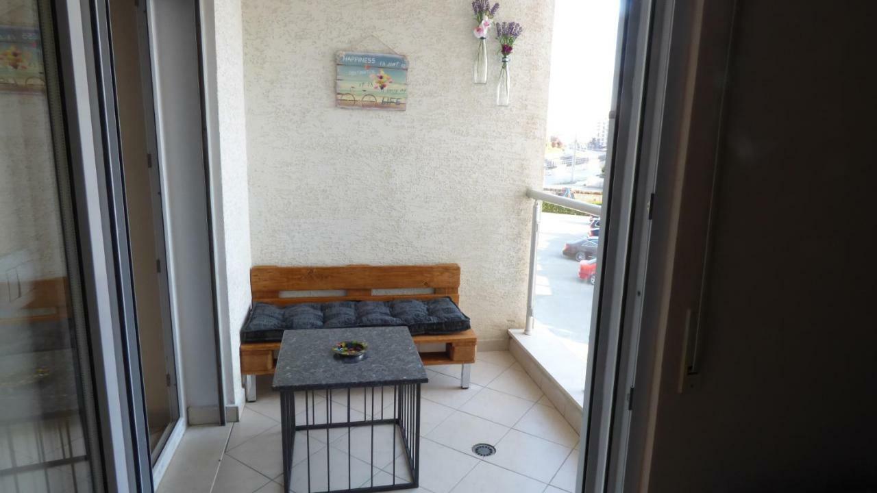 Duplex Apartment ดูร์เรส ภายนอก รูปภาพ